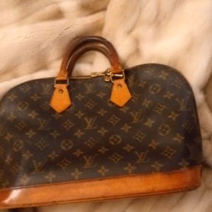 ONE DAY🎁LOUIS VUITTON Vintage Alma Pm bag